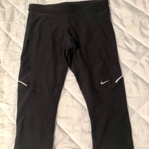 Nike Dri Fit crop leggings size xs